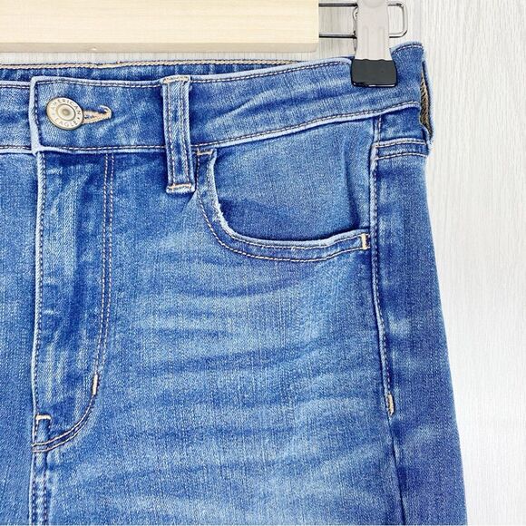 American Eagle | Super High Rise Jegging 360 Next Level Stretch Size 4 Short - Picture 3 of 9